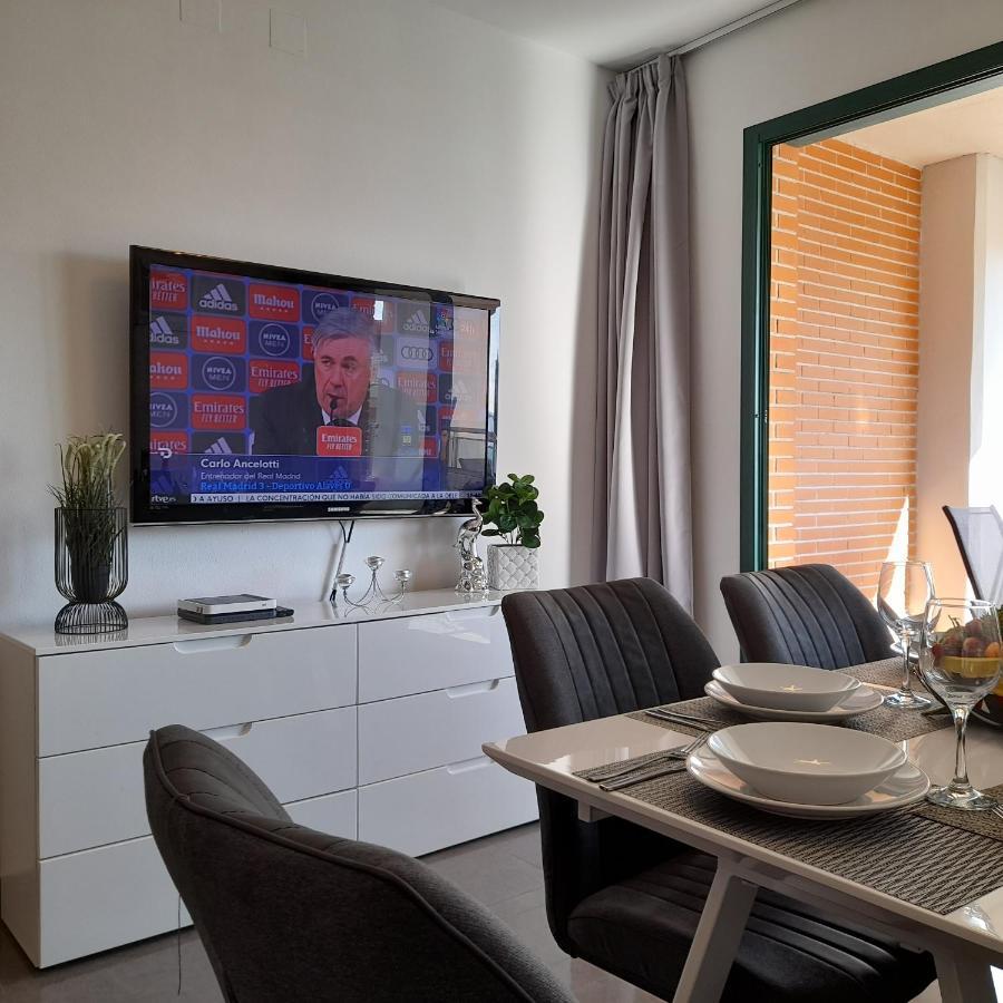 Parque Torre Sol Boutique Apartment 12 Floor , Free Parking, Wi-Fi, Pool, Benidorm Esterno foto